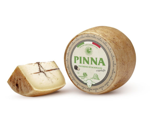PINNA AGED PECORINO WITH TRUFFLE  4.5 KG V.W.