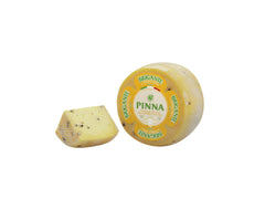 PINNA BRIGANTE SHEEPS MILK CHEESE WITH SAFFRON & BLACK PEPPER CORNS 1.7 KG V.W